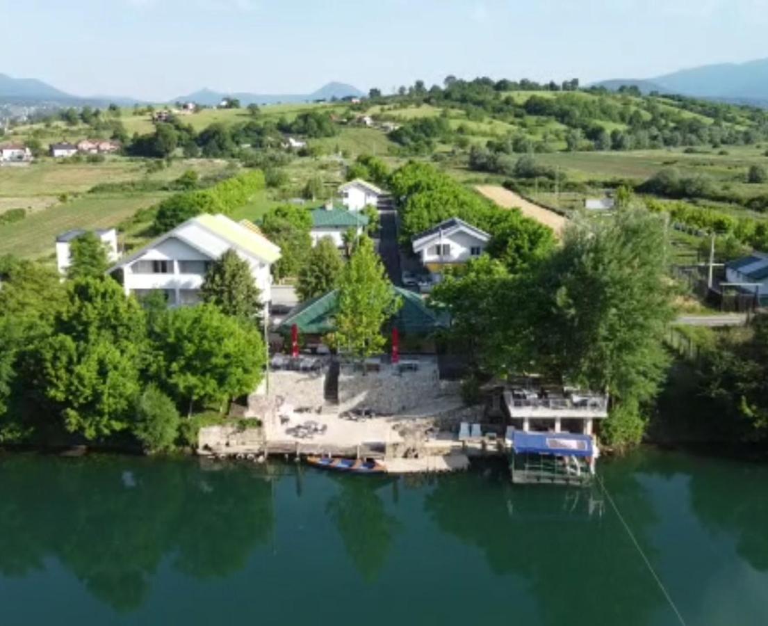Apartments River Una 2 Bihac Exterior photo