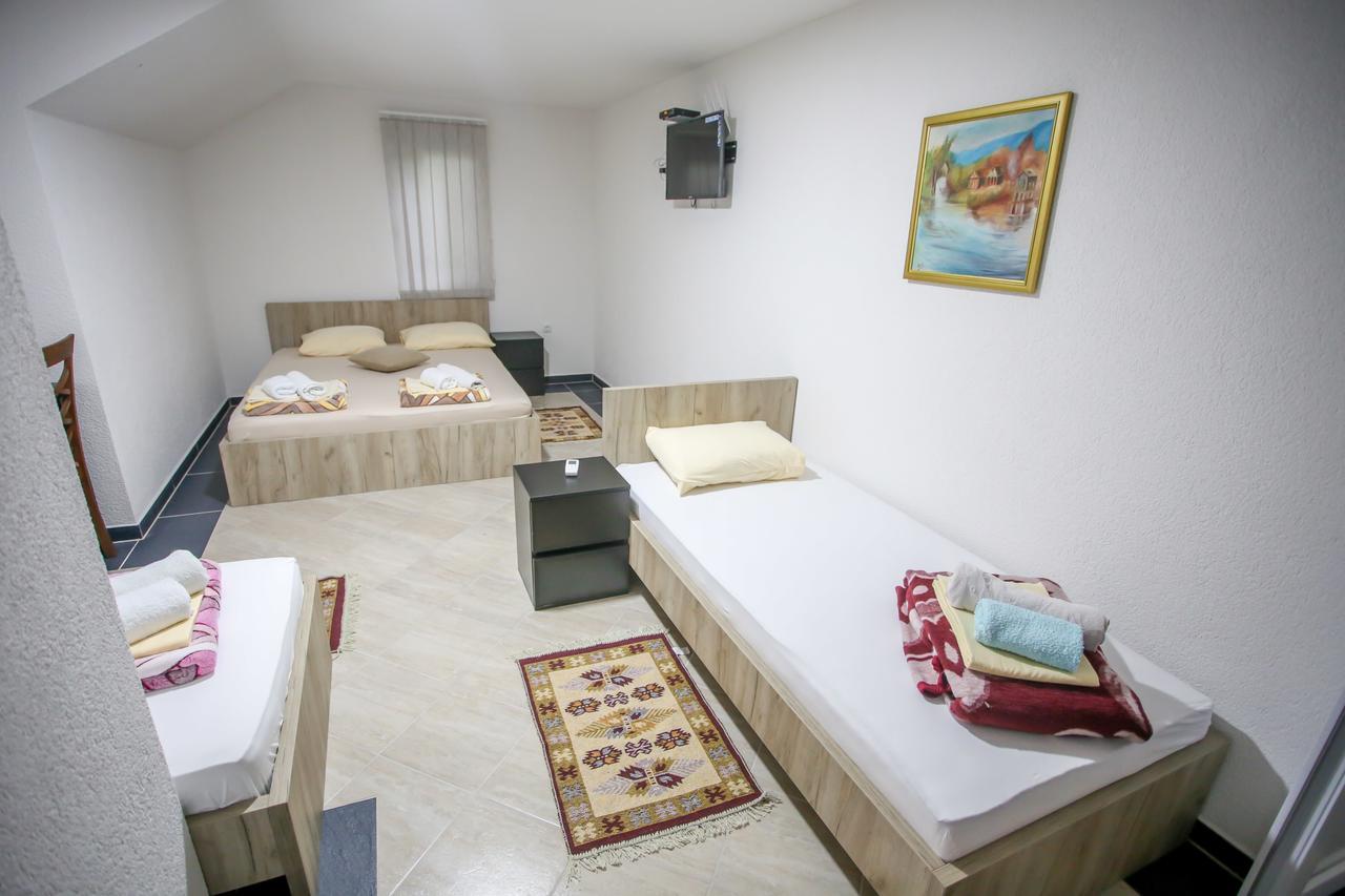Apartments River Una 2 Bihac Exterior photo