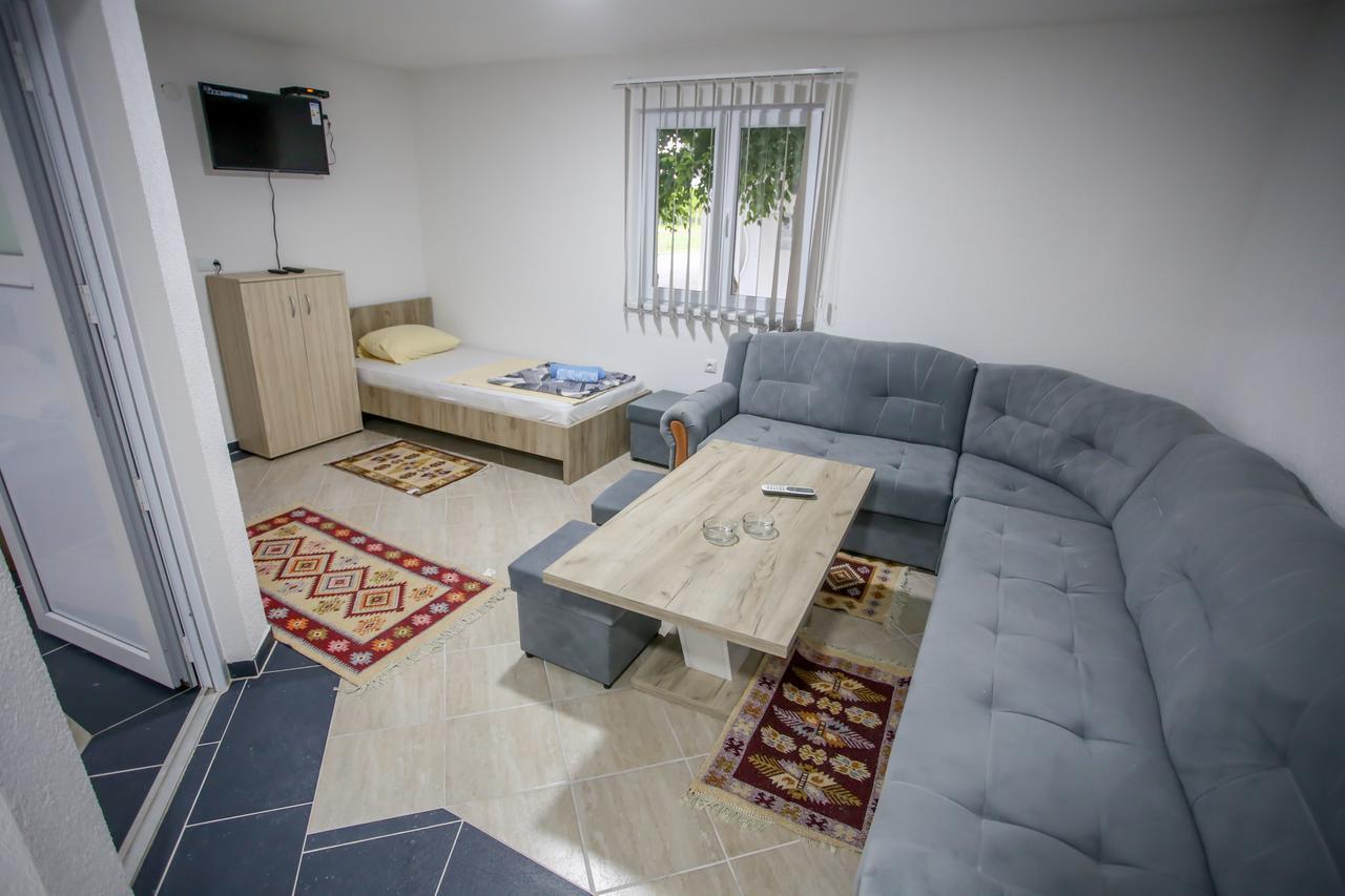 Apartments River Una 2 Bihac Exterior photo